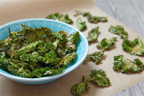 Crispy Baked Kale Chips - Super Healthy Kids