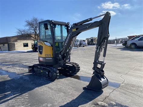 Compact Excavators - Construction equipment - Volvo CE Americas Used Equipment