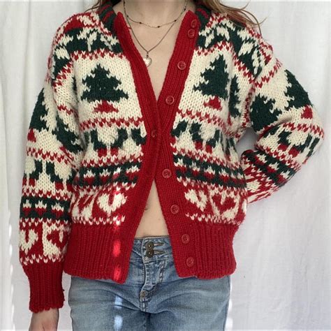 Perfect Christmas knit sweater hand knit with hearts... - Depop