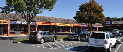 Rockvale Outlets in Lancaster, PA | Amish country pennsylvania ...