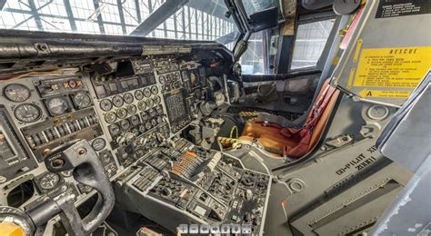 XB-70 cockpit | Cockpit, Aviation, Pilot