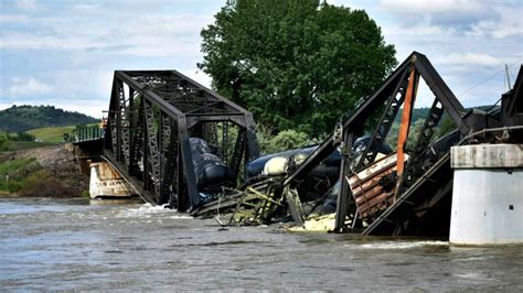 Montana Train Derailment : Catastrophe at Yellowstone River Bridge - USA Herald