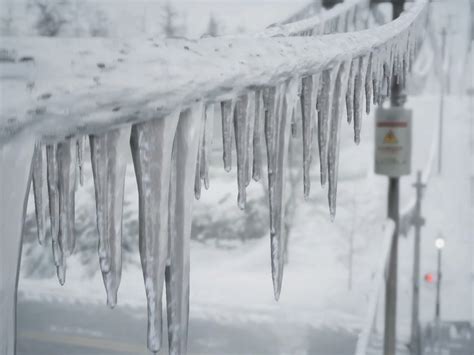 Notice: Ice Storm Damage – Gibson City Illinois