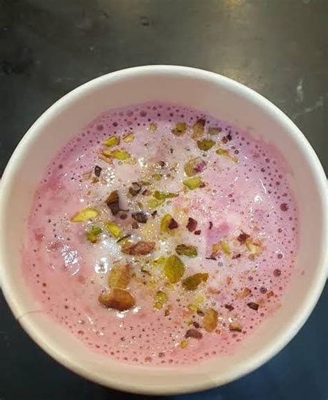 Noon chai: How to make this traditional Kashmiri pink tea | Food-wine ...