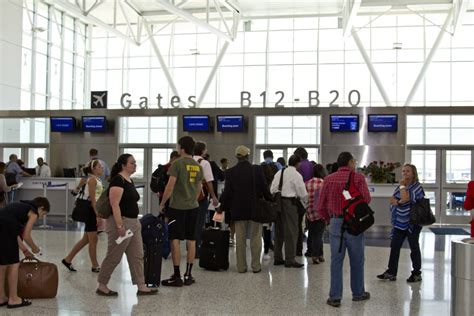 Houston Airports Served A Record 58.3 Million Travelers In 2018 – Houston Public Media