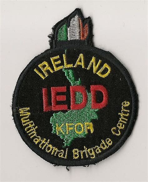 Irish Army Overseas Badge for Sale, Irish Defence Forces, Eire, Irish Army | Defence force ...