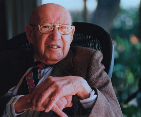 Peter Drucker Biography - Facts, Childhood, Family Life & Achievements ...