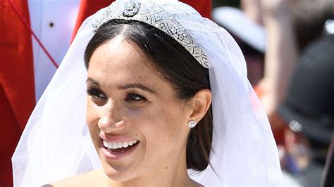 Meghan Markle's wedding dress looks just like THIS royal's 18 years ...