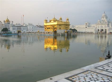 9H1goldentemple-reflect2 | The gold-plated Harmandir Sahib, … | Flickr