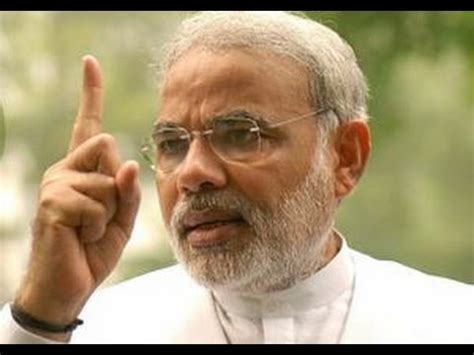 Narendra Modi gives warning speech in front of judges - YouTube