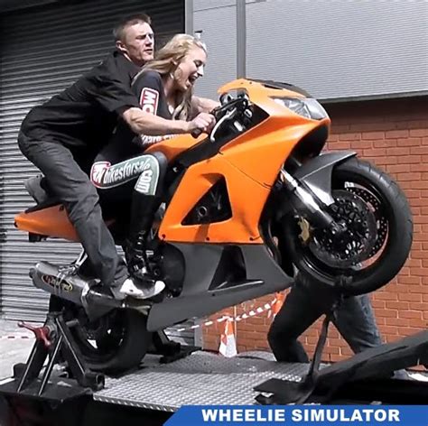 Bike Wheelie Simulator 01: learn to do wheelies on my bikes