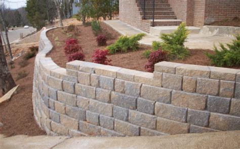 Retaining Wall Project Photos | Ledford's Landscaping