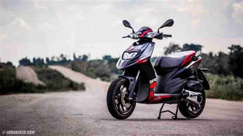 Aprilia SR150 review – first ride – IAMABIKER – Everything Motorcycle!