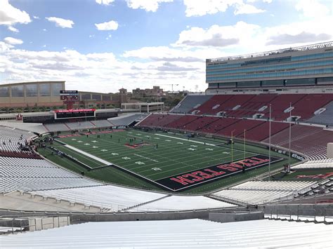 Jones AT&T Stadium Seating Views - RateYourSeats.com