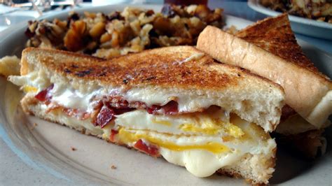 The Puff List: Stella's Diner - Syracuse