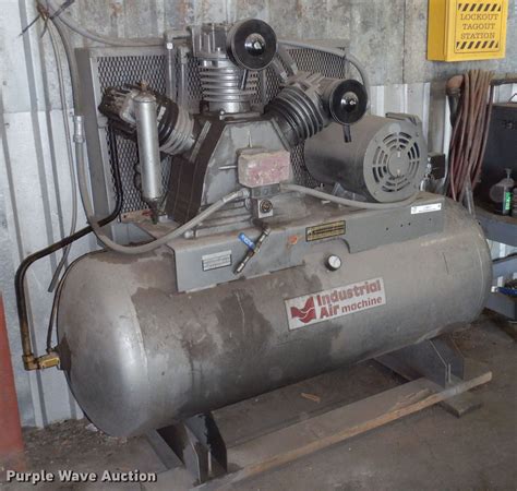 Industrial Air Machine CIP15E120H air compressor in Leoti, KS | Item LT9917 sold | Purple Wave