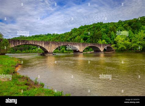 Bridge over Cumberland River at Cumberland Falls State Resort in ...