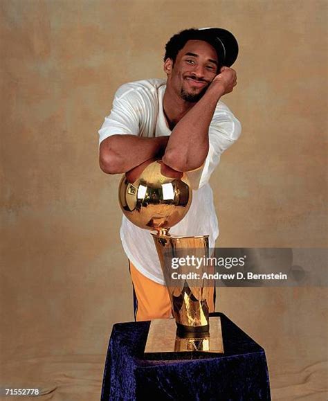 Kobe Bryant Championship Photos and Premium High Res Pictures - Getty ...