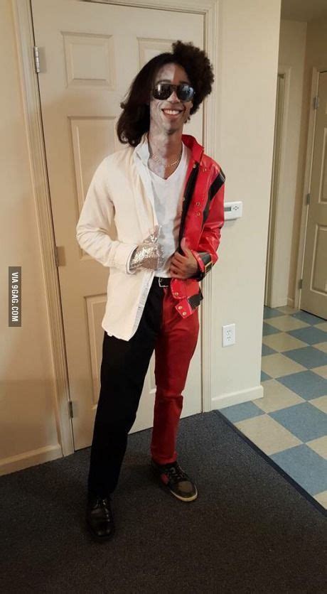 This guy made the best Michael Jackson costume I have ever seen. | Clever halloween costumes ...