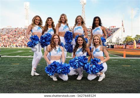 Detroit Lions Cheerleaders Royalty-Free Images, Stock Photos & Pictures | Shutterstock