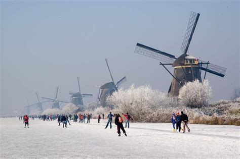 The Kinderdijk Windmills, a Year-round Attraction - Europe Up Close