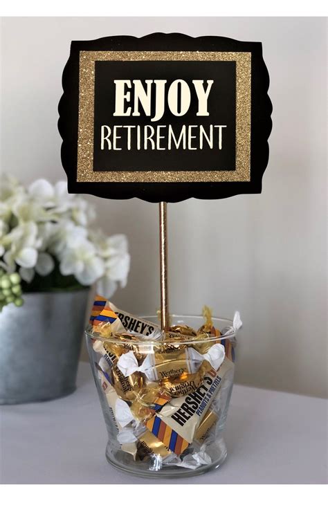 Retirement party decorations | Early Retirement