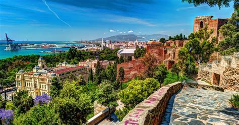 £18 Cheap Flights to Málaga - KAYAK