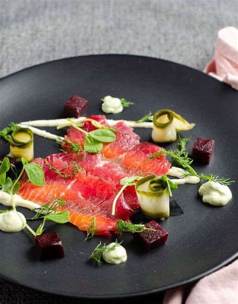 beetroot cured salmon with pickled cucumber, horseradish & avocado | Lost in Food