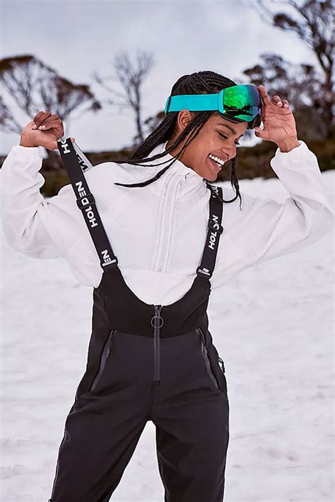 Holden Ski Wear Review