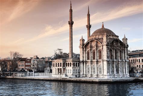 Masjid Ortakoy Istanbul