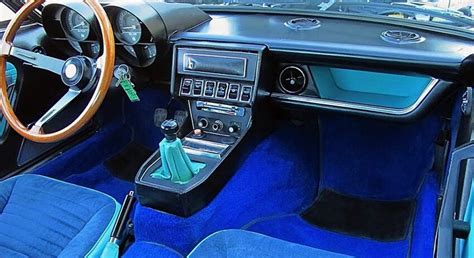 Alfa Romeo Montreal Interior | Montreal, Alfa romeo, Italia