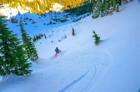 Best Backcountry Skiing Locations in California | 57hours