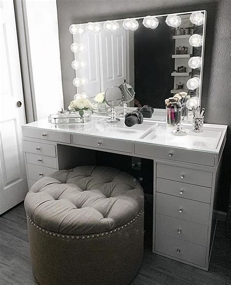 Diy Vanity Mirror With String Lights / Diy Vanity Mirror With Lights For Bathroom And Makeup ...