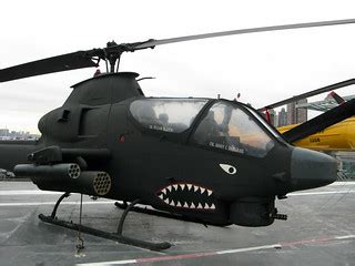 Bell AH-1 Cobra | This Cobra displayed on the USS Intrepid f… | Flickr