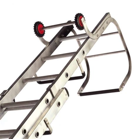 Extendable Roof Ladder (various heights available) • Smiths Hire