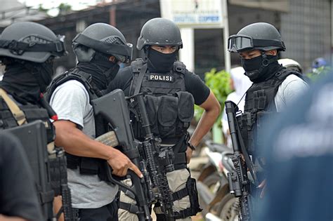 Densus 88 arrests three in Blitar, including one doctor - National ...