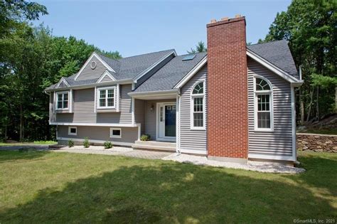 Burlington, CT Real Estate - Burlington Homes for Sale | realtor.com®