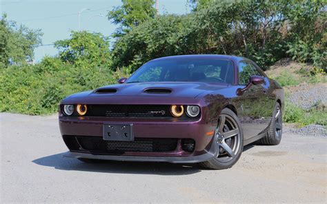 2021 Dodge Challenger Hellcat Redeye: Old-school Power and Fun - The Car Guide