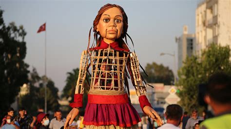 Little Amal, giant refugee puppet, arrives in New York