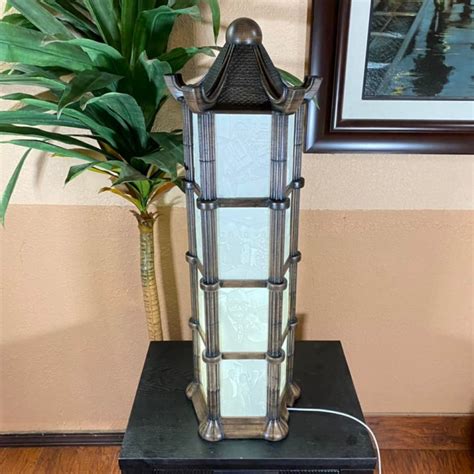 3D Printable Modular Lithophane Lantern by Chris Bobo