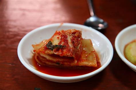 Kimchi: How To Use This Food Trend | FDR