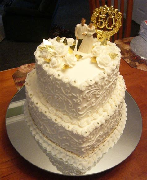 50th wedding anniversary cake — Anniversary | 50th wedding anniversary ...