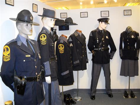 Kat Jorgensen - Yarns to Spin: Visiting the State Police Headquarters