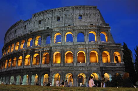 Best Way to Visit the Roman Colosseum: Tickets & Tours Guide