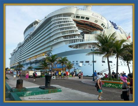 Linda with Zoe's Cruises & Tours - Fun cruising tips & photos.: Nassau, Bahamas - Capital of the ...