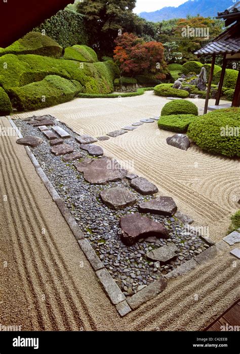 Japanese Dry Landscape Garden - e-nirmala