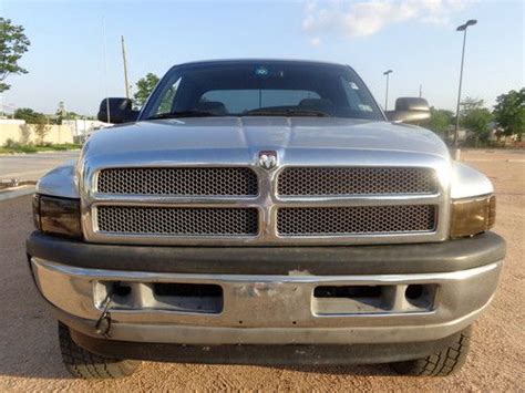 Find used 2001 DODGE RAM 2500 CUMMINS 4X4 MANUAL TRANSMISSION in Fort ...