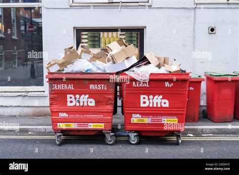 Biffa hi-res stock photography and images - Alamy