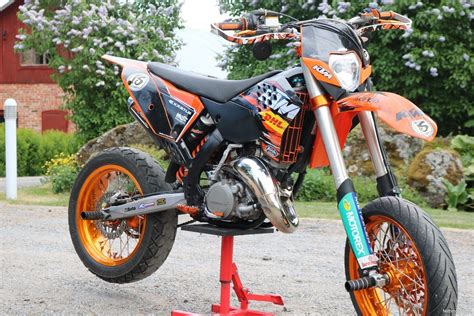 KTM 125 EXC 125 cm³ 2010 - Mustasaari - Motorcycle - Nettimoto