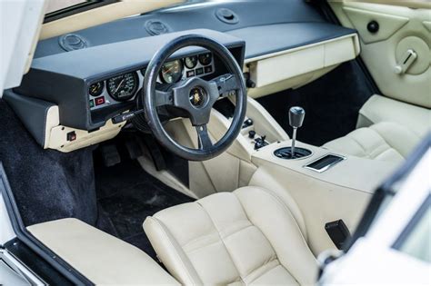 Lamborghini interior countach | Lamborghini countach, Lamborghini ...